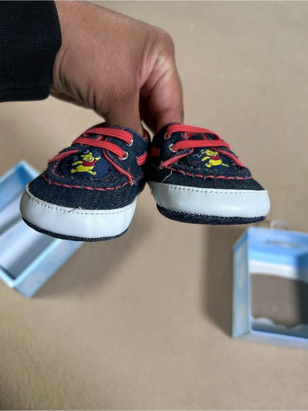 WINNIE THE POOH - Infant Shoes